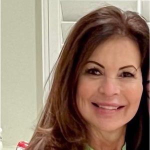 Meet your Posher, Lanette